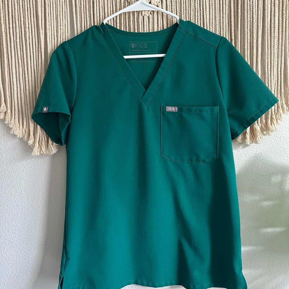 Figs Women's Jade Green Short Sleeve Top